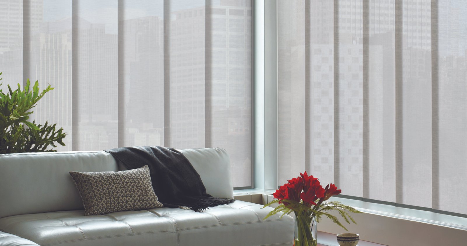 2012_Skyline_PV_Empire_LivingRm_Crop1-1920x1012