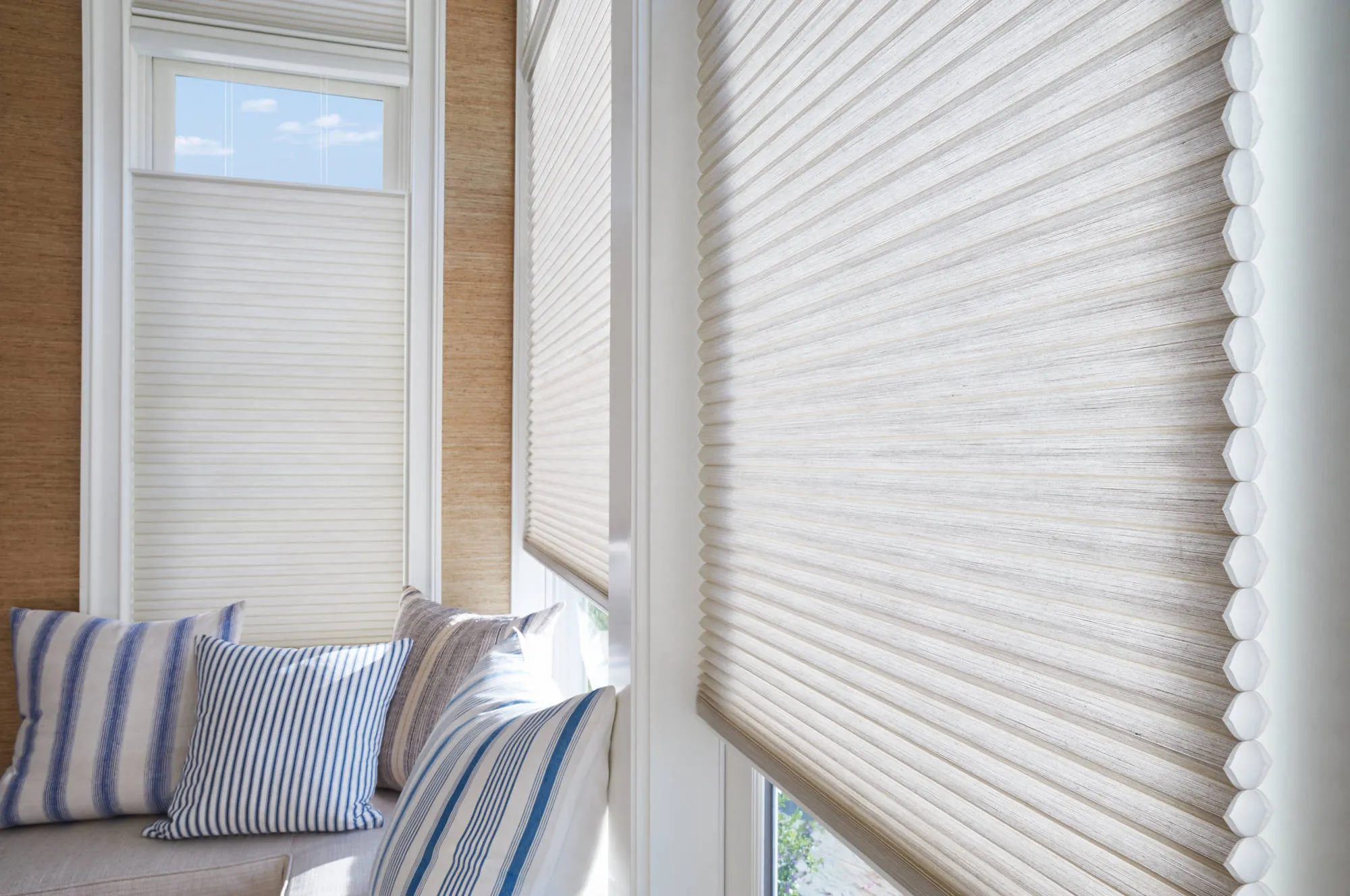 2016_DU_LR_PV_Coastal_Fabric-Detail_No-Wall-Unit_1
