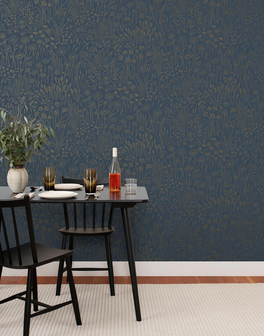 HW_SH008_AlpineGardenTonal_Midnight_Room_web_900x